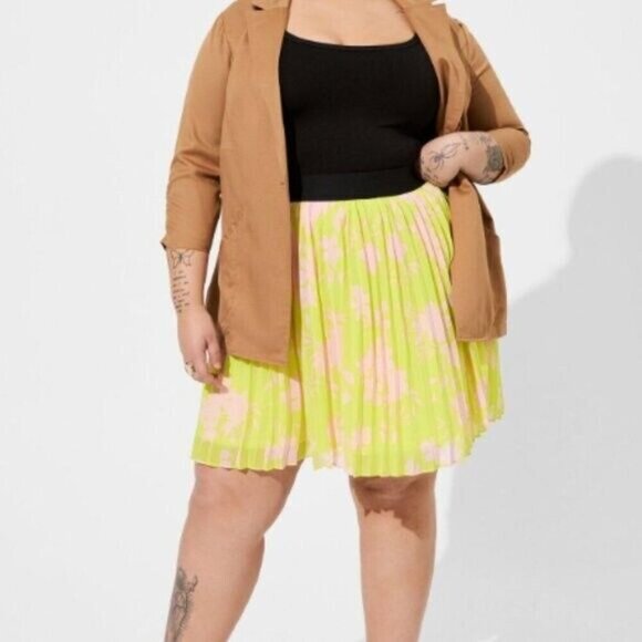 Torrid Skirt Womens US 5X 28 Chiffon Pleated Lined Yellow Pink Floral Flowy Boho - Picture 6 of 13